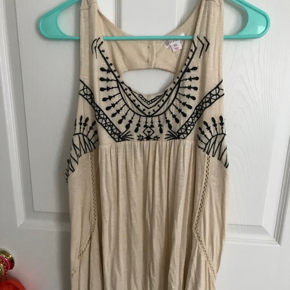 embroidered tank top